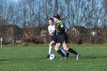 Bild 96 - B-Juniorinnen MSG Steinhorst Krummesse - SV Frisia 03 Risum Lindholm : Ergebnis: 0:5